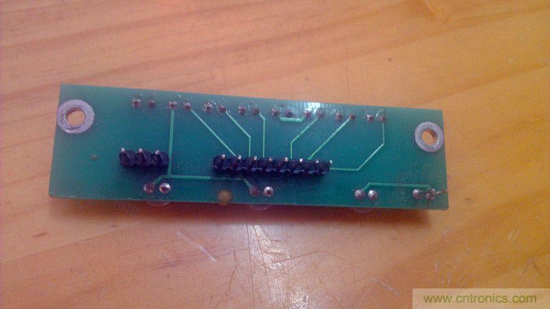 牛人力作！PCB版藍牙智能小車DIY