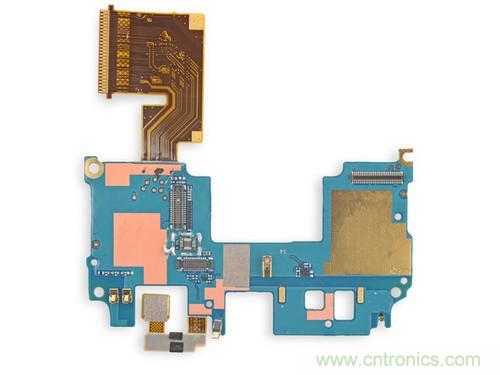 牛人強拆！新HTC One(M8)真機精密做工難修理