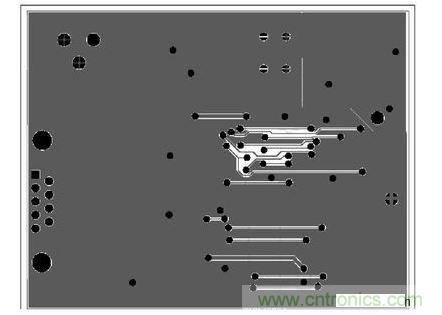 采用手工走線為圖3所示電路原理圖設計的電路板的底層