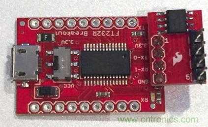  圖4：裝配好的隔離型USB-to-UART轉換器。