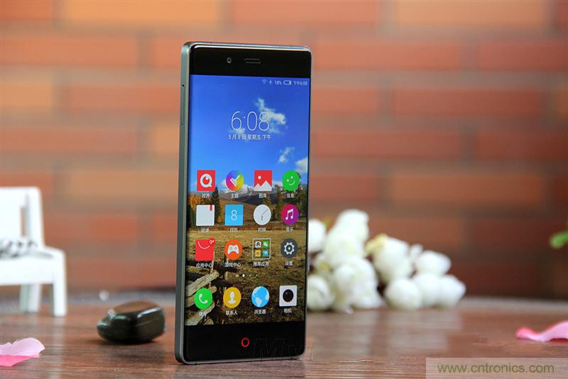 無邊框的 nubia Z9 ，一款既有驚喜，又有驚艷的智能手機